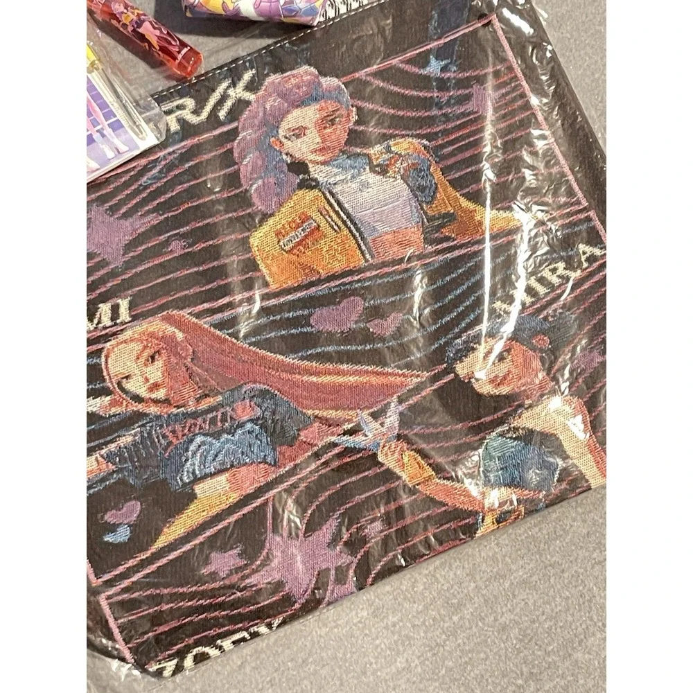 K-Pop Fan Bundle | Huge Cosmetic Bag, Mini Notebook, Coin Purse‎ & Perfume Set